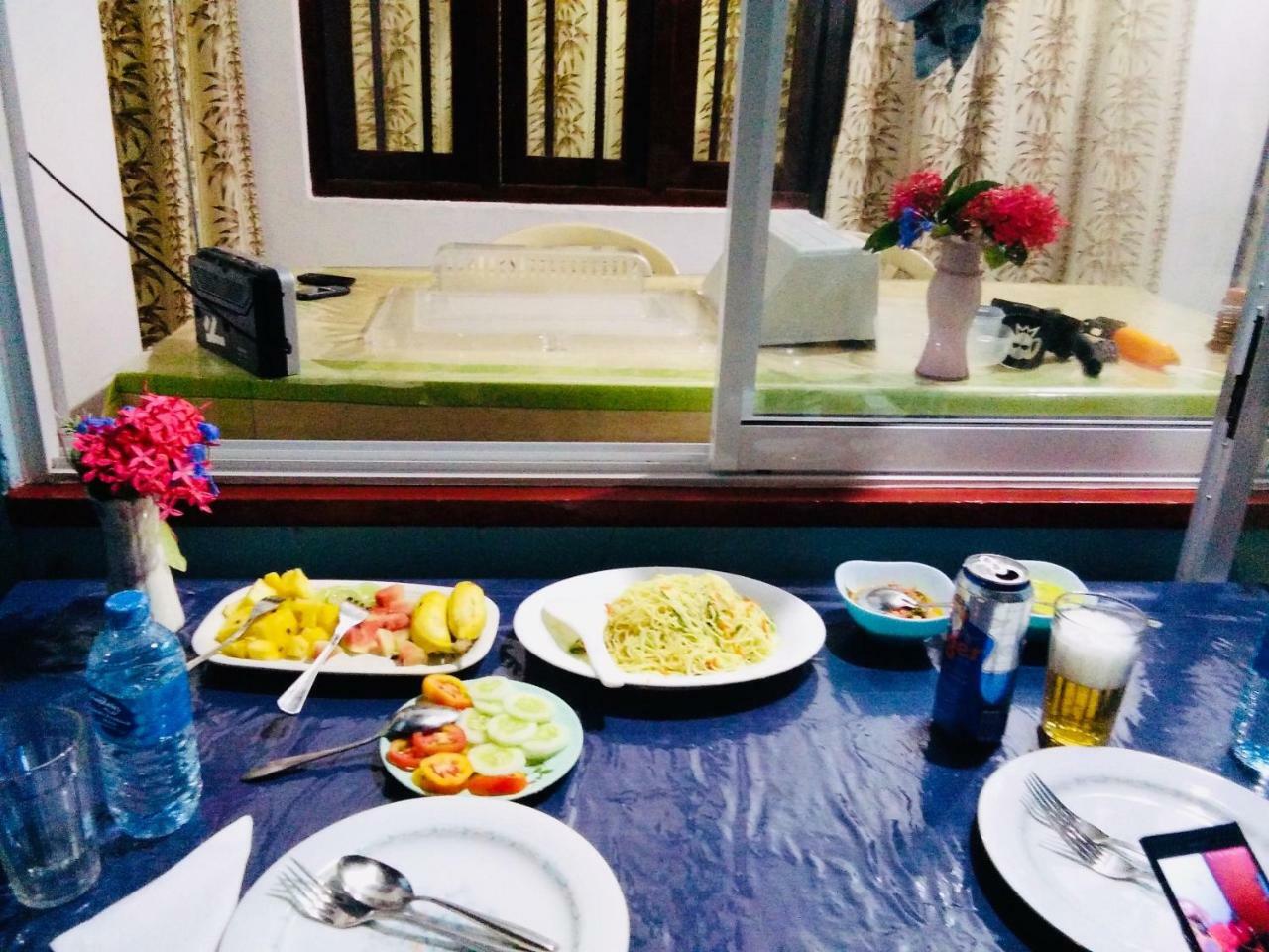 Hikkaduwa Backyard Beach Homestay Galle Exterior foto